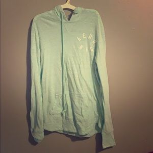 Am selling an Aeropostale thin hoodie